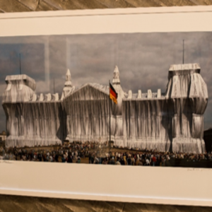 Christo & Jeane Claude Wrapped Reichstag, Berlin